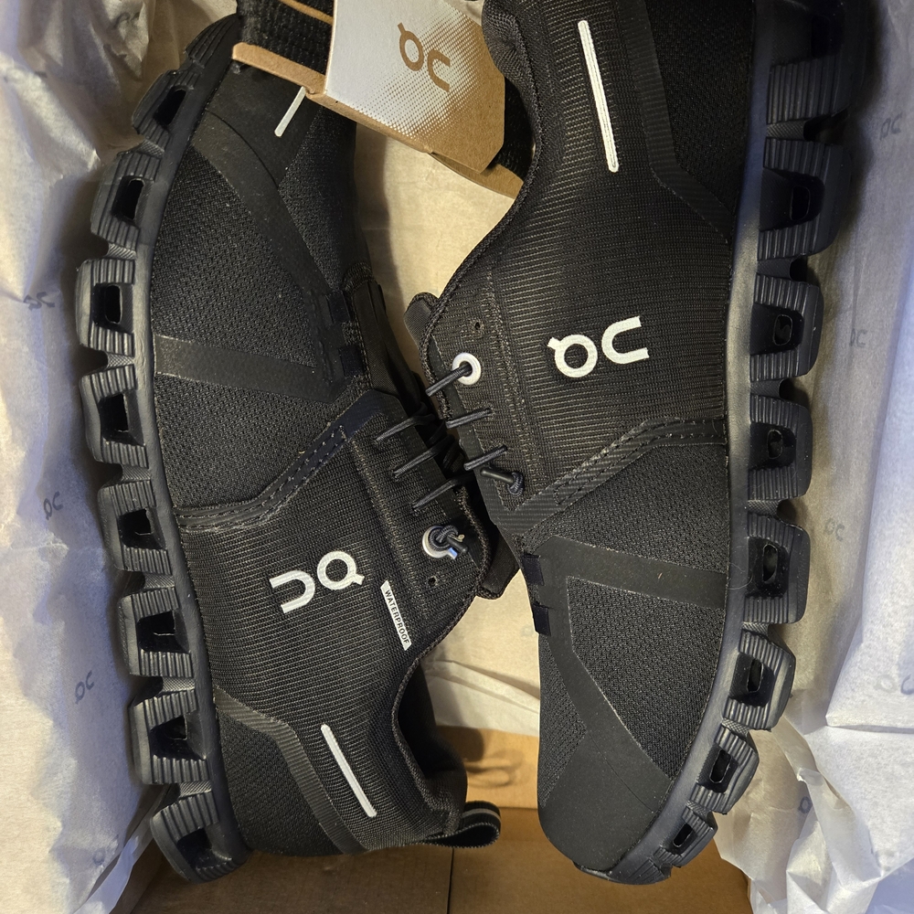 On Women's Black Athletic Shoes - Picture 2 of 5